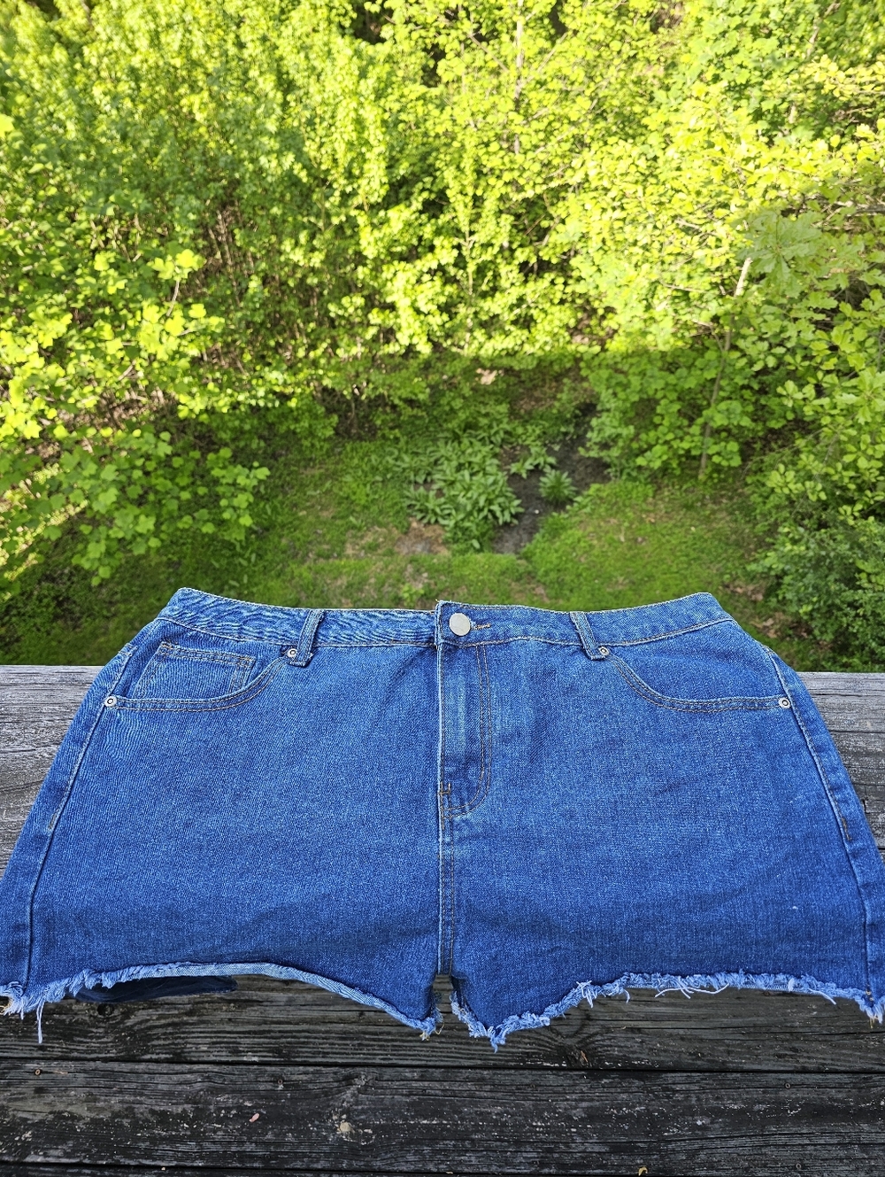 Boohoo Blue Denim Cutoff Shorts Size 16 High Rise Frayed Hem